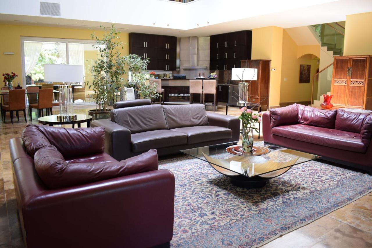Estancia Mendoza Wine Hotel Тунуян Экстерьер фото