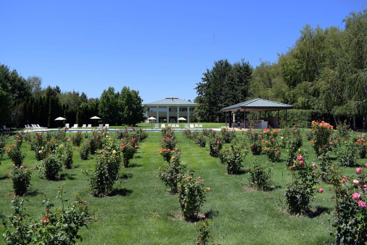 Estancia Mendoza Wine Hotel Тунуян Экстерьер фото
